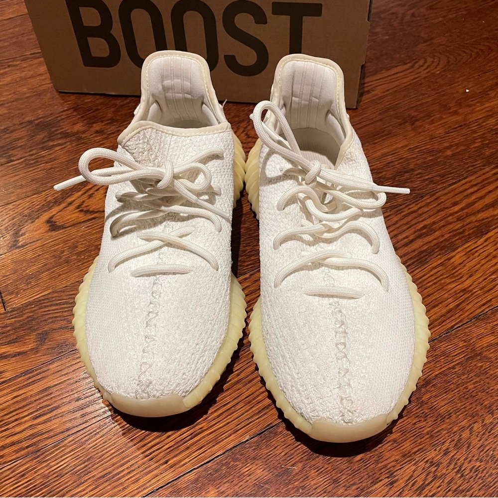 Yeezy Boost 350 V2